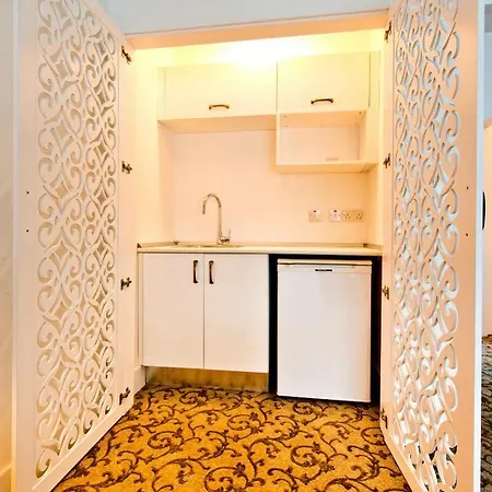 The Olive Tree Hotel 4*
