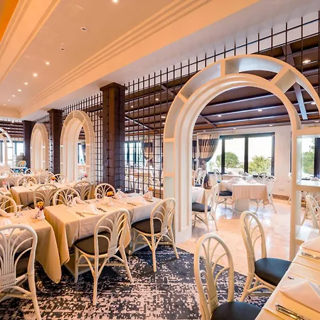 Hotel The Olive Tree 4*