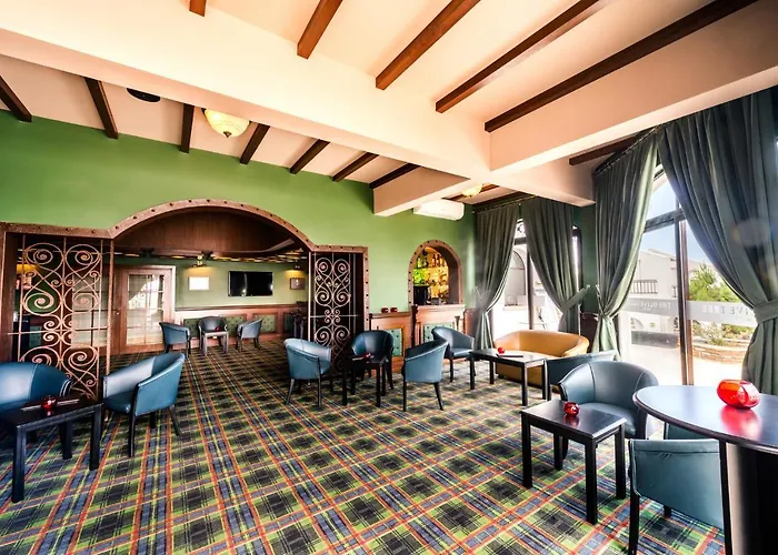 ジ オリーブ ツリー ホテル Ayios Epiktitos